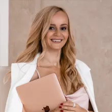 Miss Alexeeva о финансах