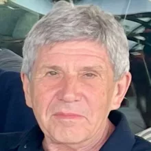 Лев Симкин. Иногда прошлое не отпускает.