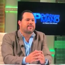 Periodista Roberto Carlo Olivares