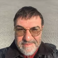 Евгений Гришковец 🧔 и Ко🧍‍♀🧍