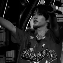 хен, покурим?