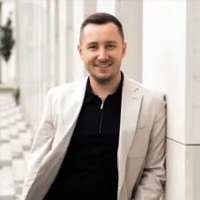 Ракута про НЕДВИЖКУ