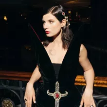 мари чувствует