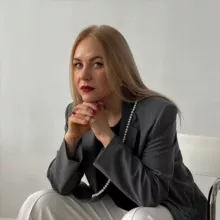 Юрист Киров Виктория Хрусталева