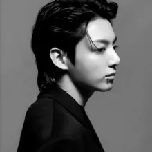 :: черный мечник—𝟳𝟬%