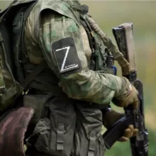 Человек с автоматом