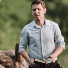 Виталий Накул