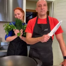 Андрей и Лера. На кухне.