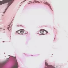 TifaniesweT 🇨🇭