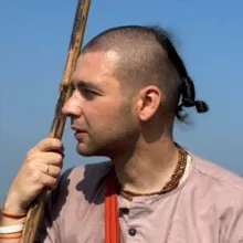 Е. М. Девакинандана дас. Духовные путешествия