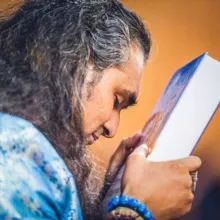 ШРИМАД БХАГАВАД ГИТА