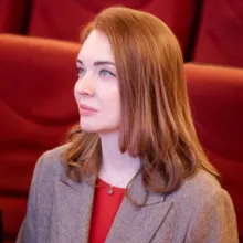 Наука и бизнес / Елена Дружинина