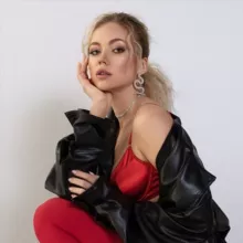 Настя Яровикова