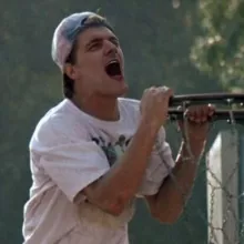 Белый не умеет прыгать