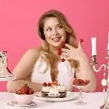 Белкина – главная по тортикам