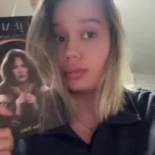 Mari Mirabella бурчит