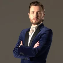 Влад Кадони