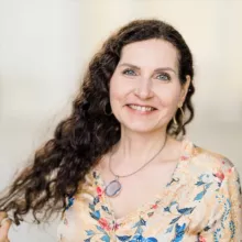 Silvia Suryodaya