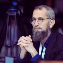 Dr. Eyad Qunaibi | English