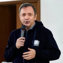 Рустем Ахмадинуров