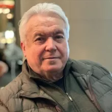 Владимир Олейник