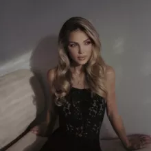KATUSHA LOBANOVA 🫰🏻
