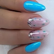 Маникюр 2025 💐