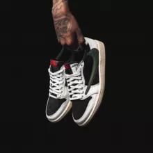 SNKRSTOWN 👟