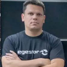 Vivendo de Saas