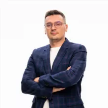 Артур Коломиец