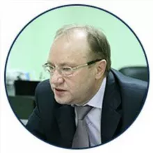 Профессор Дмитрий Нечаев