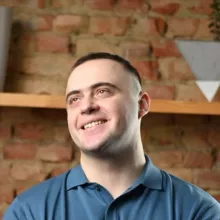 РУСЛАН ДЕМУС : опціони, акції, облігації, IPO. Інвестиційний експерт