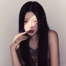 수진 | Soojin | Solo