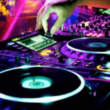 Fandom DJ Mixes and Streams