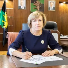Анна Куташова