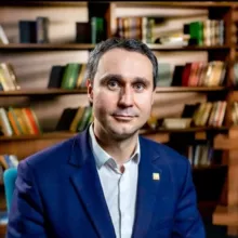 Уроки литературы с Сергеем Валюгиным 📚