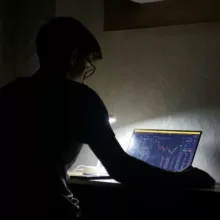 Poltrader