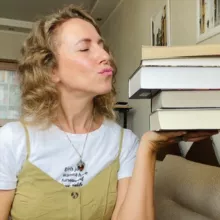 Я пошла читать ❤️📚 | @sveta_reads