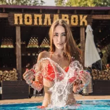 Загородный клуб "Поплавок"