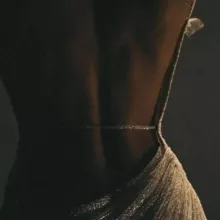 𝐌 𝐔 𝐙 𝐙 𝐙 𝐀 𝐋 𝐈