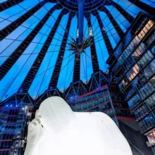 Крошка Берлинской Стены