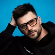 Вайсберг что-то придумал