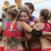 Girls and balls докладывает