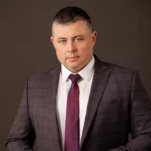 Максим Харников