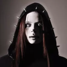 𝐂𝐋𝐎𝐖𝐍𝐀𝐃𝐀💿