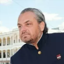 Олег Шелягов