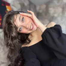 JULIA LEV° Женский фолиант