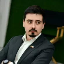 Денис Карлов