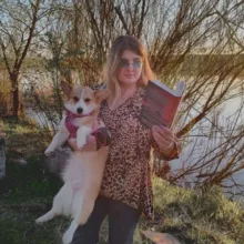 Книжный маяк 🌊