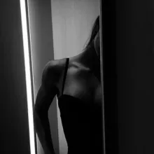 𝐌 𝐈 𝐃 𝐃 𝐄 𝐋 𝐈 𝐍